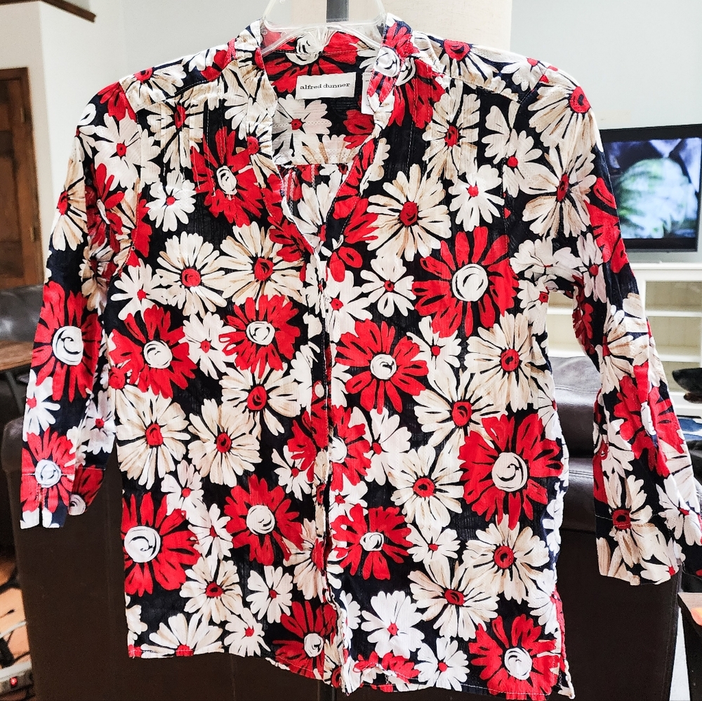 Alfred Dunner button down cotton blouse size 10